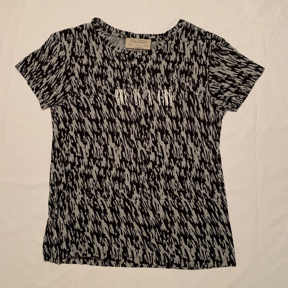 Zara Trafaluc “One of a Kind” T-Shirt - Black/Gray